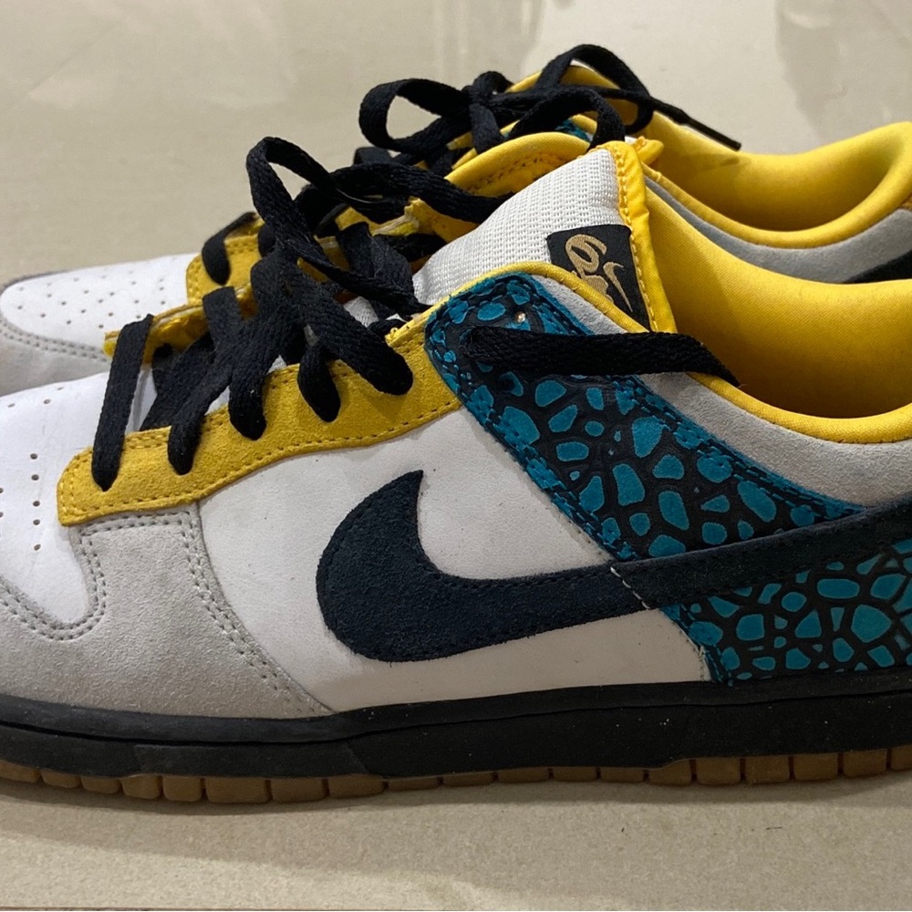 Dunk Low Glass Blue Maize 2009